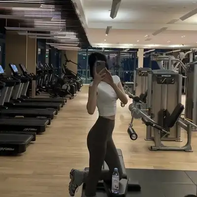 杨明